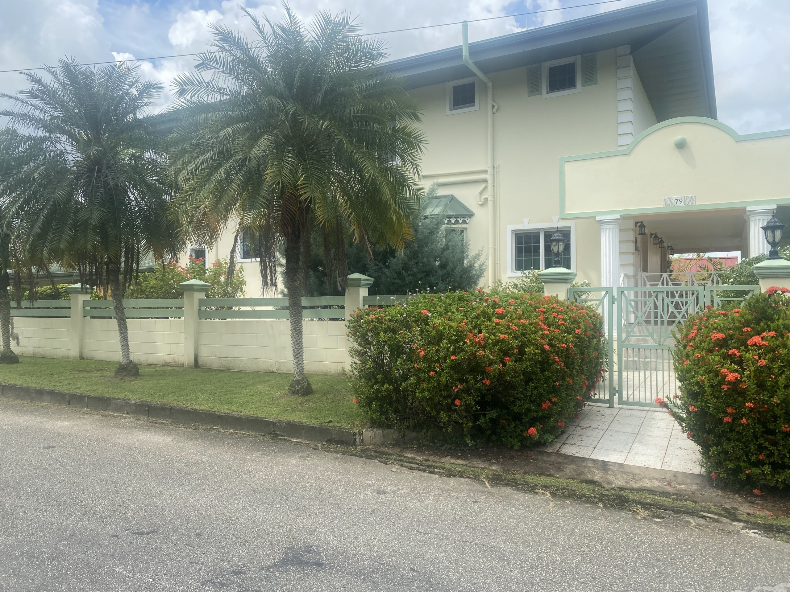 San Fernando Gulf View House