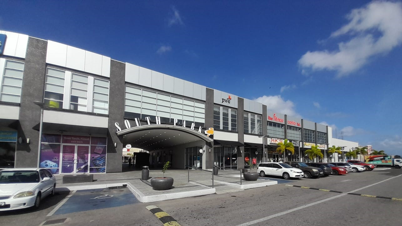 San Fernando South Park Commercial Space