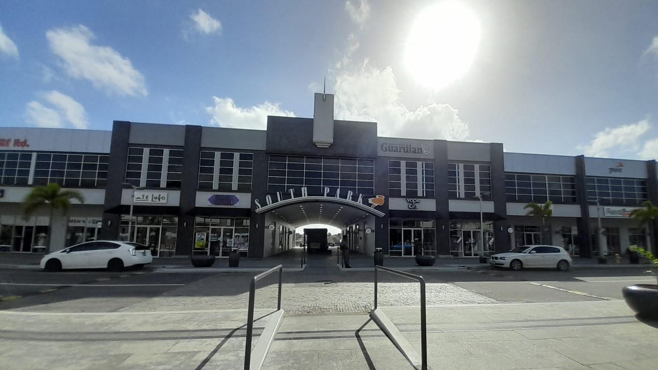 San Fernando South Park Commercial Space