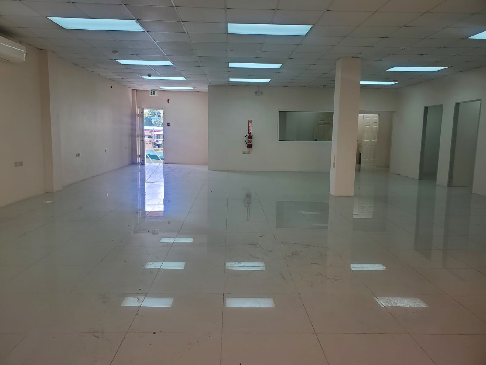 San Juan Commercial