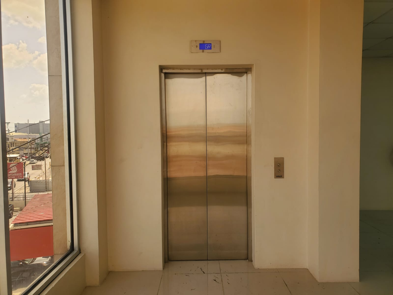 San Juan Commercial