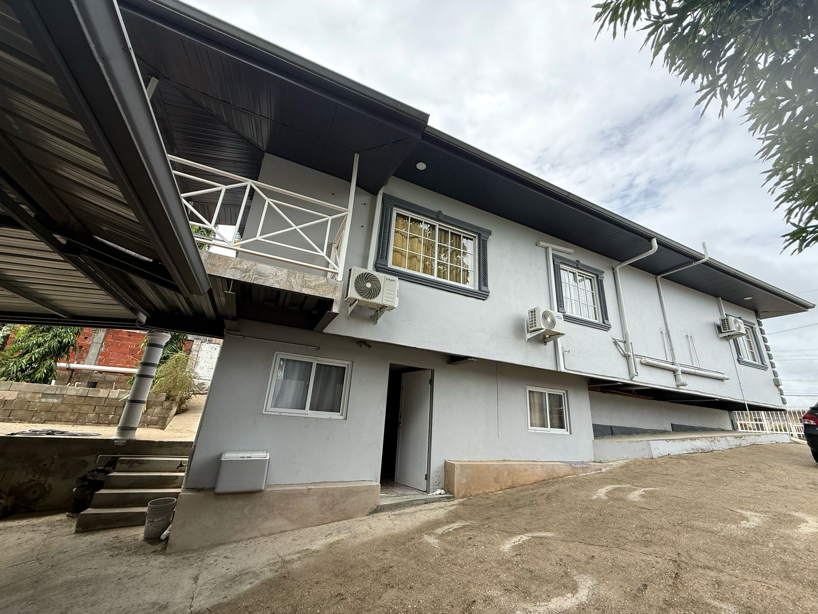 1 Trinidad La Brea Kern Street 18 La Brea Home