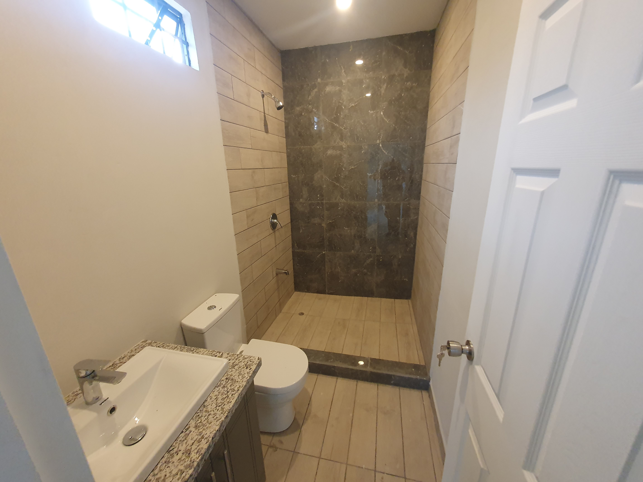 19 Carapo Todds Road Master Bath Caparo Homes