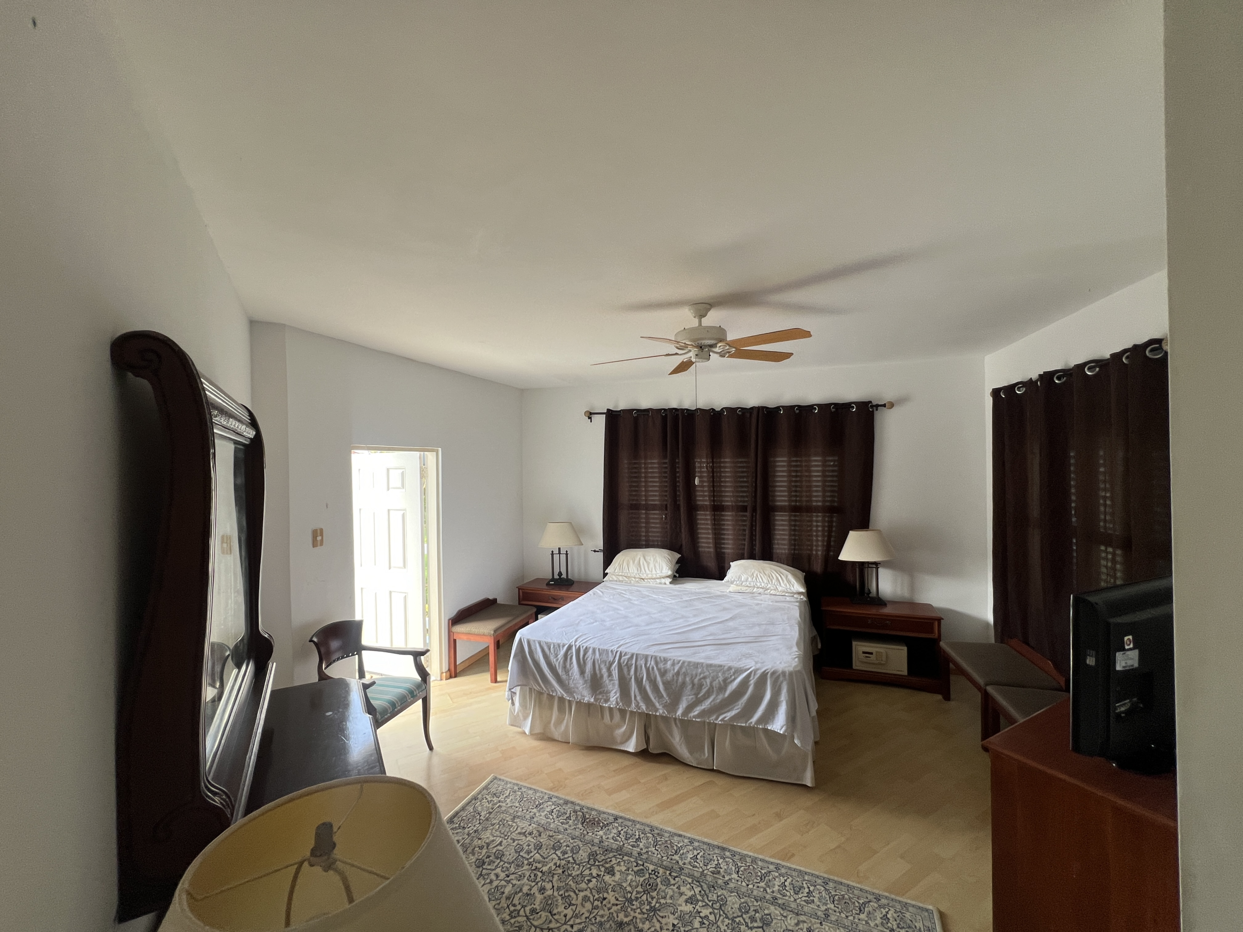 Blanchisseuse Coastal Townhouse
