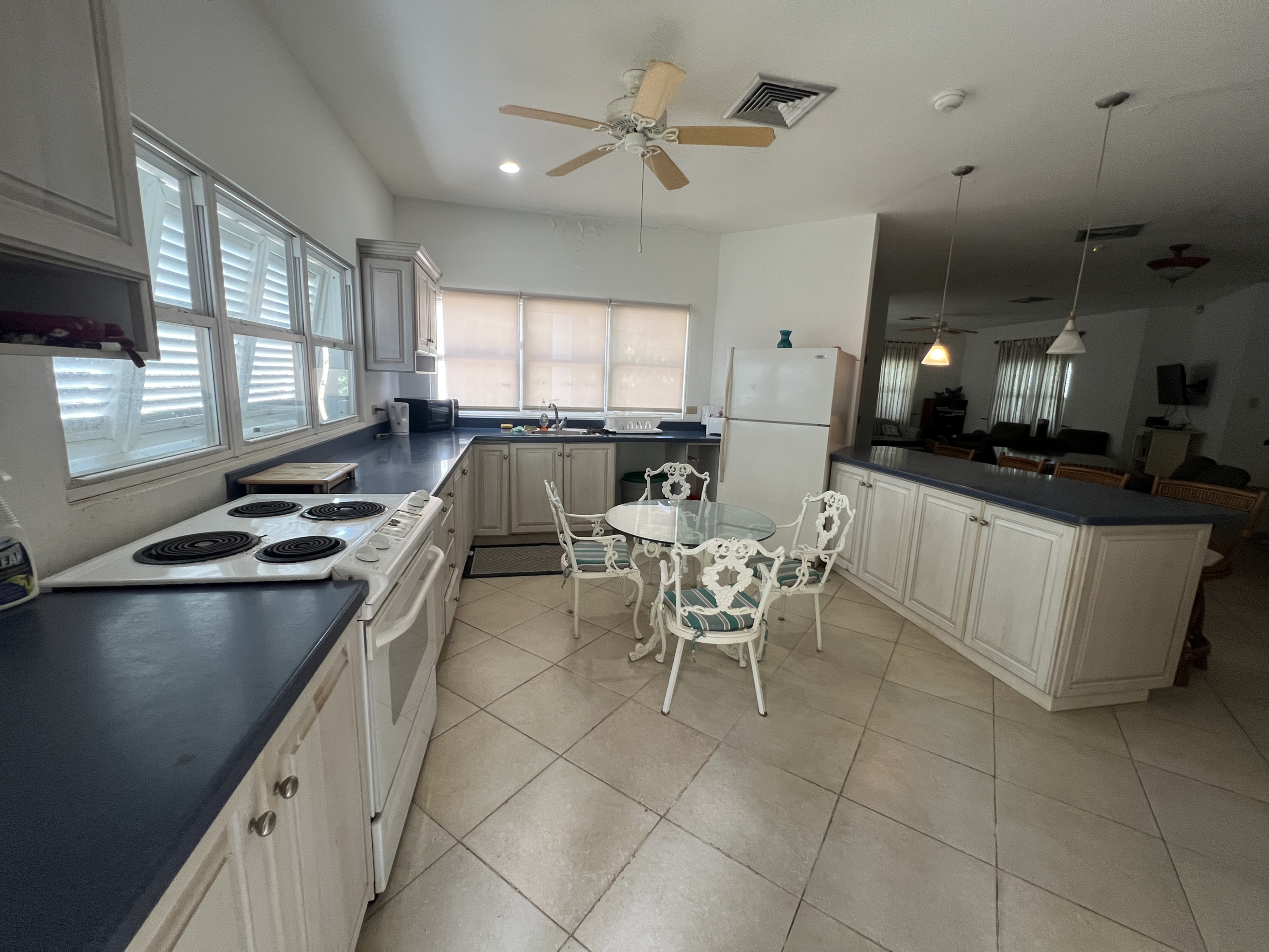 Blanchisseuse Coastal Townhouse