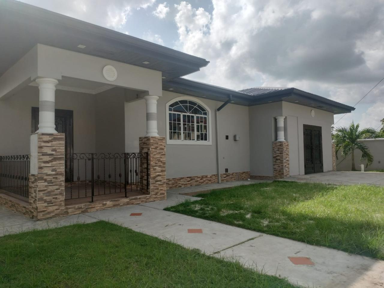 Freeport Home