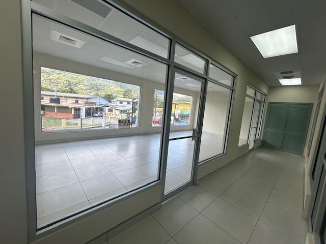 Santa Cruz Commercial Space