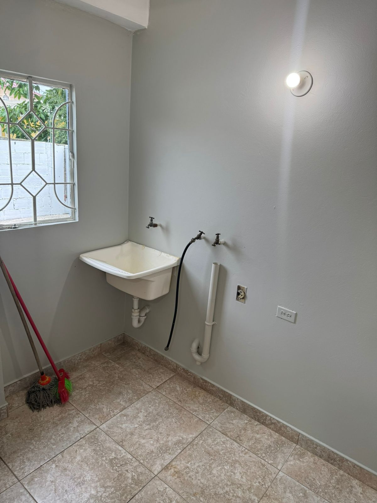Endeavour Gardens Apartment