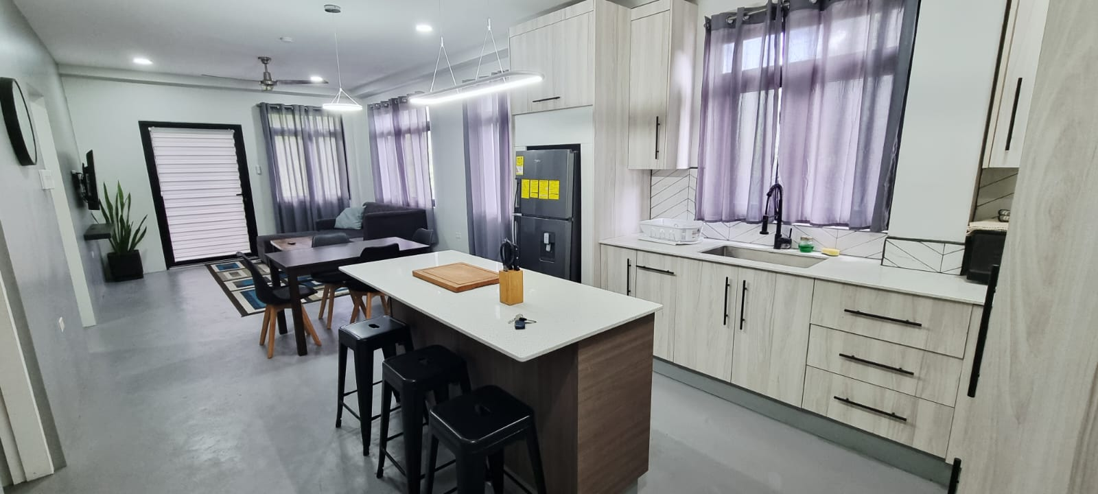 Santa Cruz Apartment