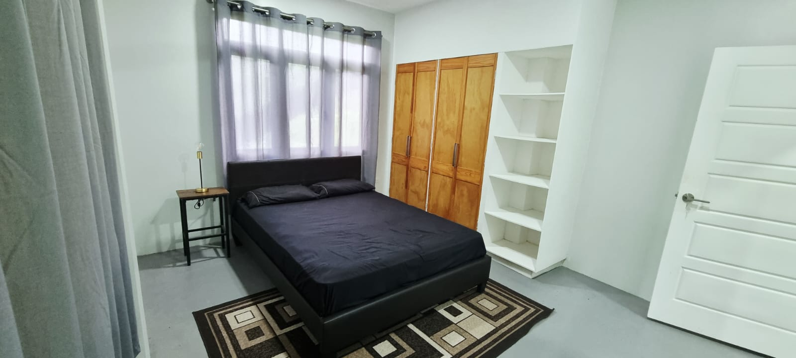 Santa Cruz Apartment