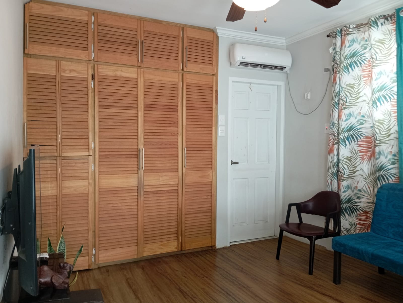 Barataria Commercial Space
