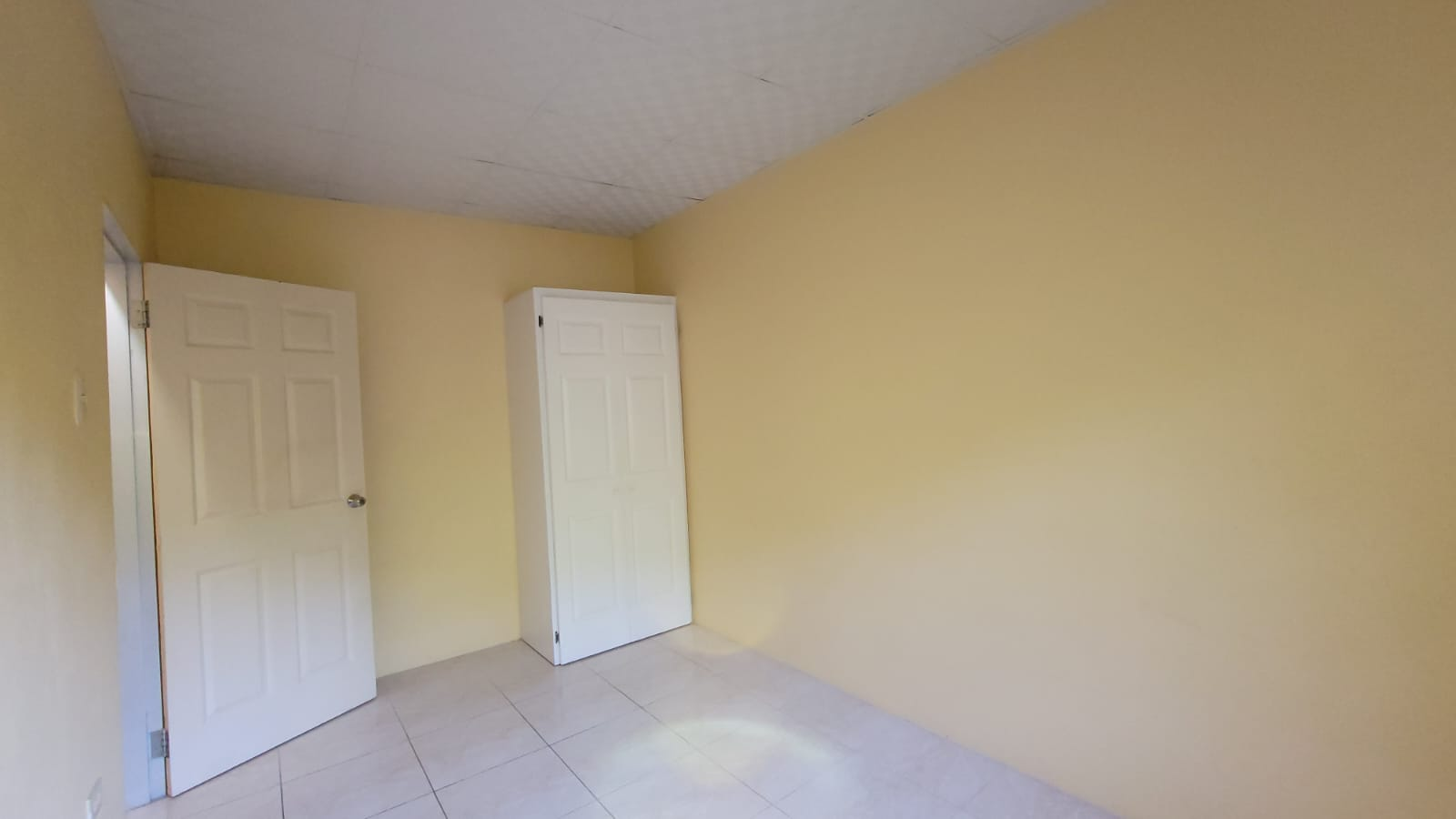 Pioneer Heights Apartment
