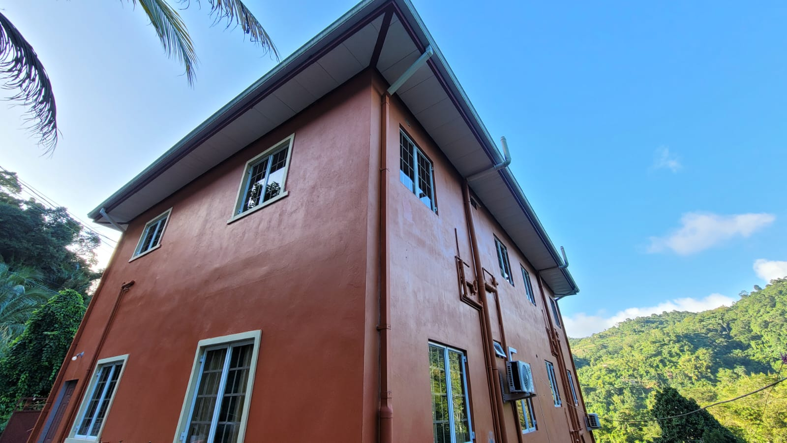 Pioneer Heights Apartment