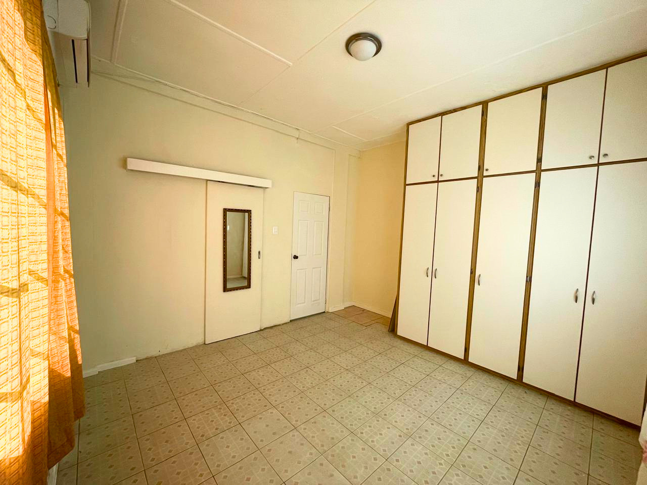 PETIT VALLEY APARTMENT