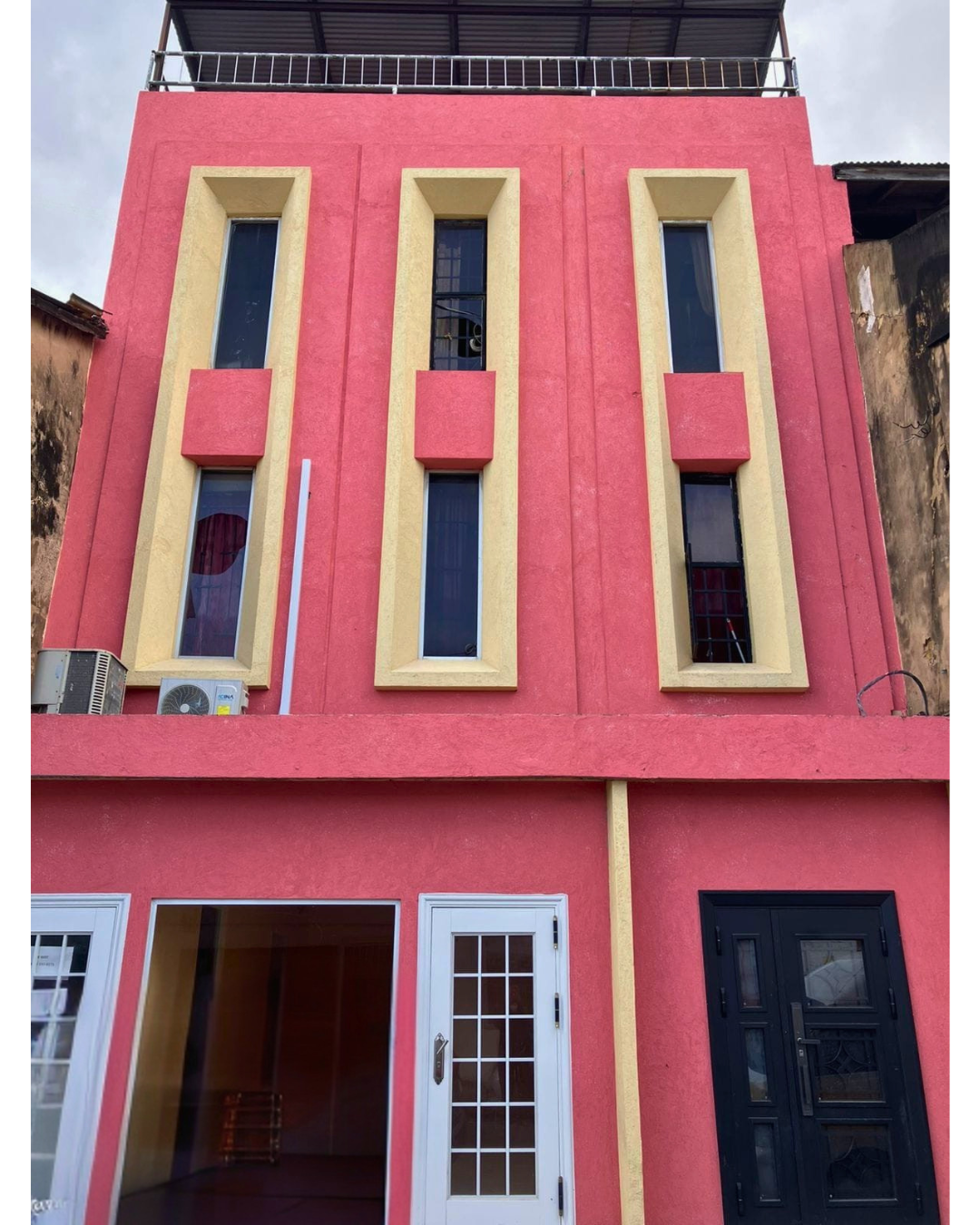 PORT-OF-SPAIN COMMERCIAL BUILDING DUKE STREET