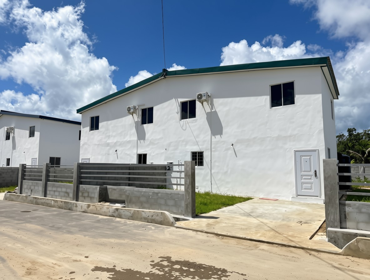 ecedf39a-2d86-4825-8c58-567f7d754f30 Freeport Duplex