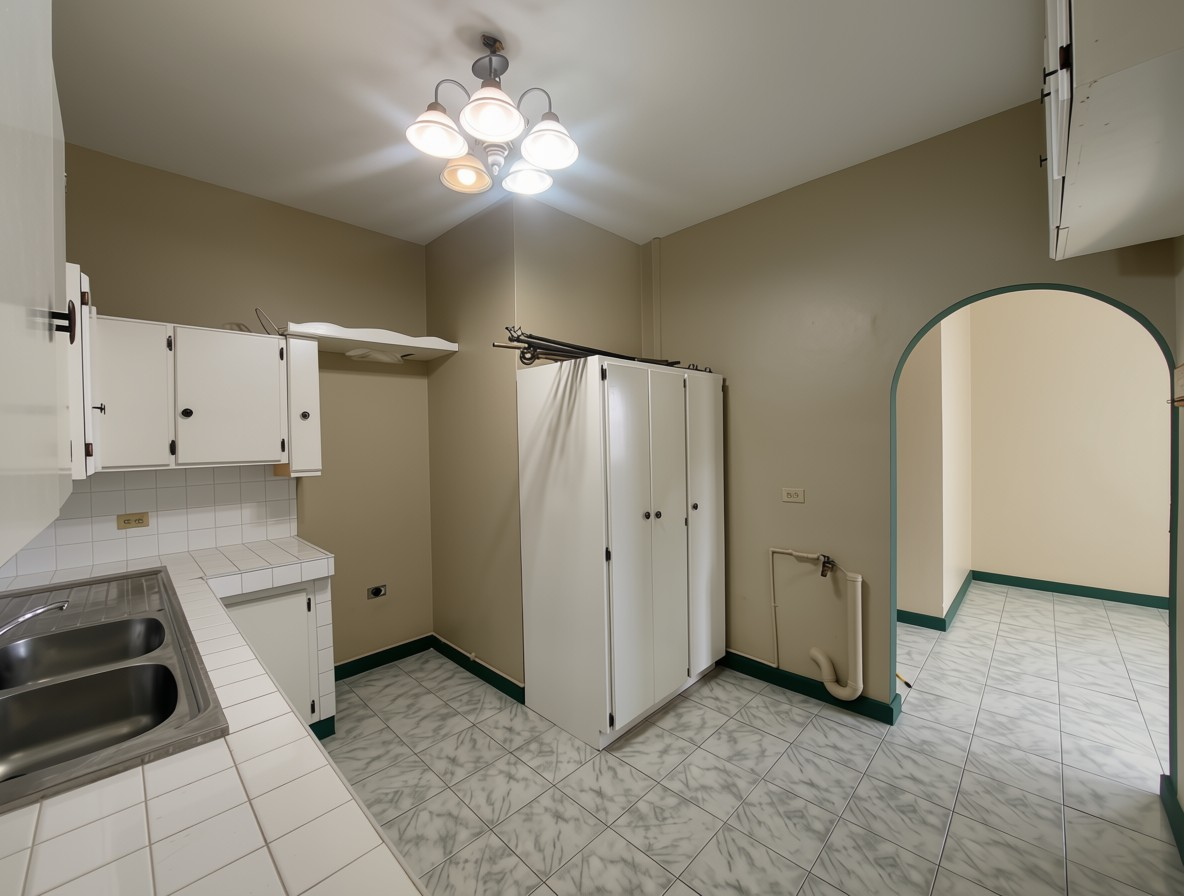 Barataria Apartment