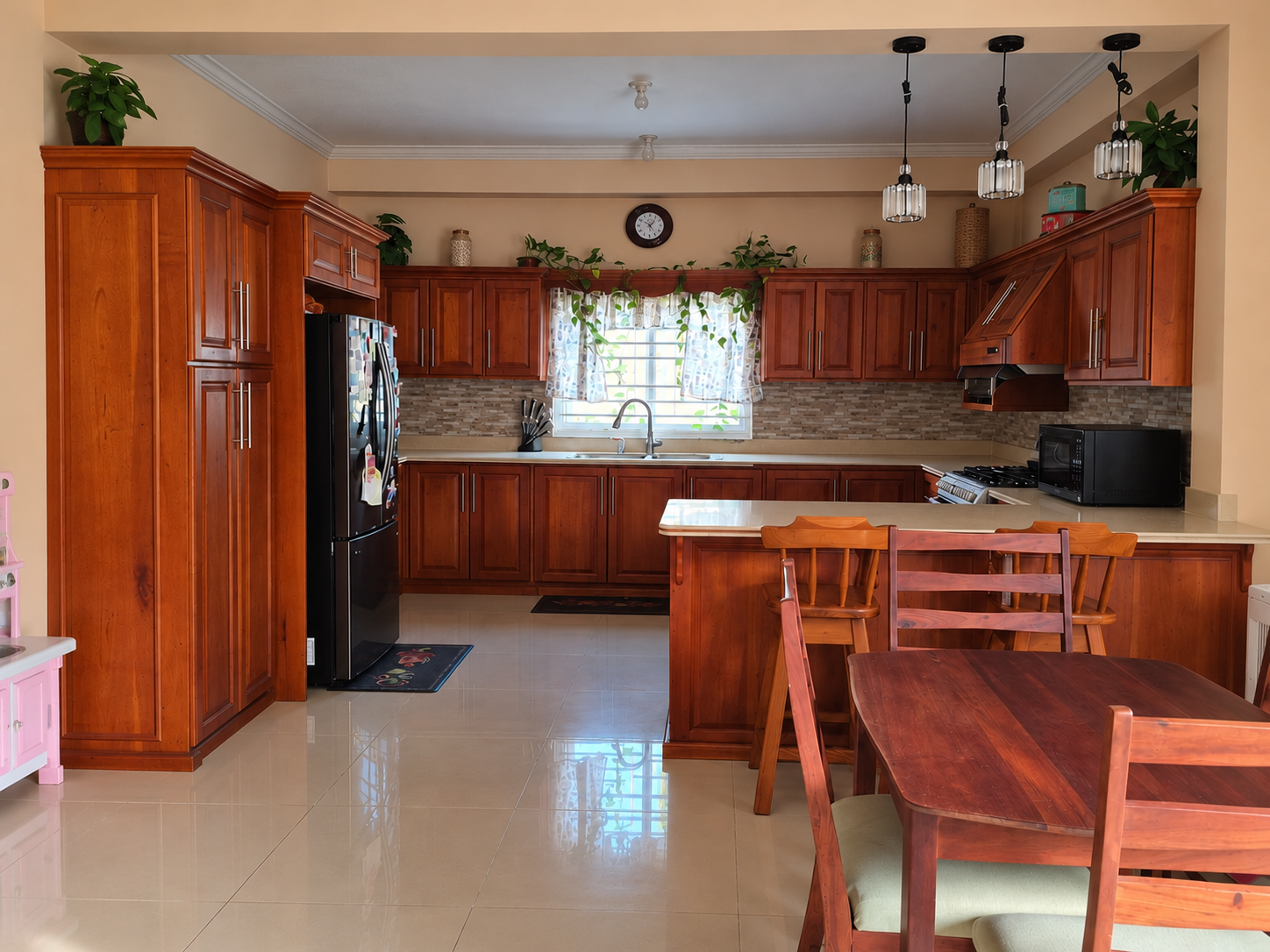 Santa Cruz Townhouse