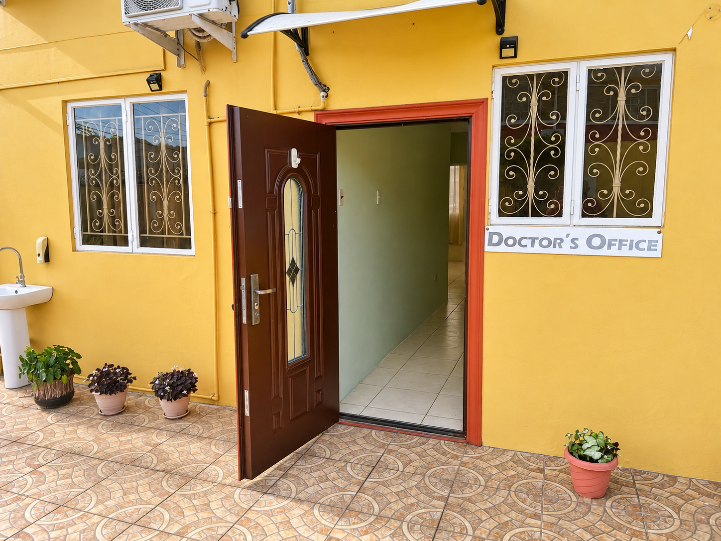 Barataria Commercial Space